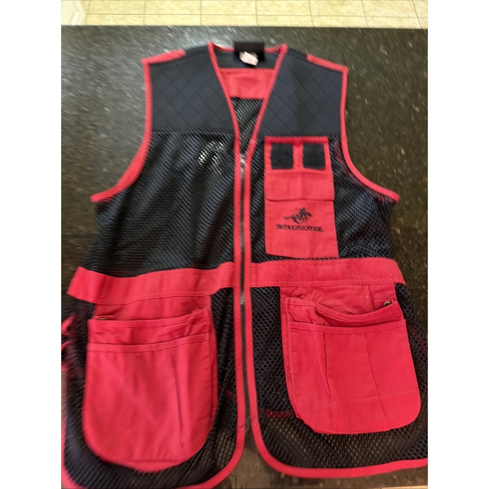 Vintage Winchester Shooting Vest Mesh with Ammo Pockets Men's Sz L Red Black Zip